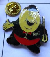 Pin TOPI  schwarze Kleider