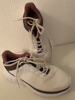 Turnschuhe Gr. 40