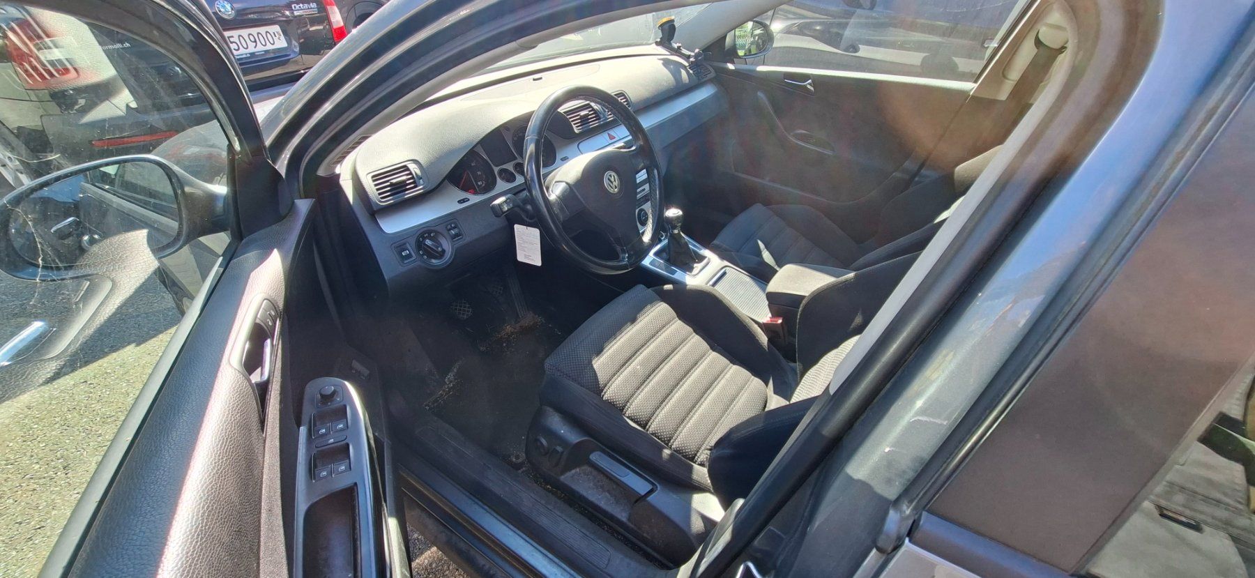 VW Autos: VW Passat Variant 2.0 FSI 4MOTION – D'occasion à Poschiavo par caurabesul 4