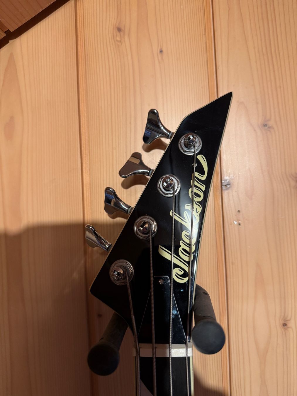 Jackson Strumenti musicali: E-Bass Jackson Pro Plus Pure Metal CB1A – Nuovo (secondo la descrizione) da Toffen venduto da Samson74 1
