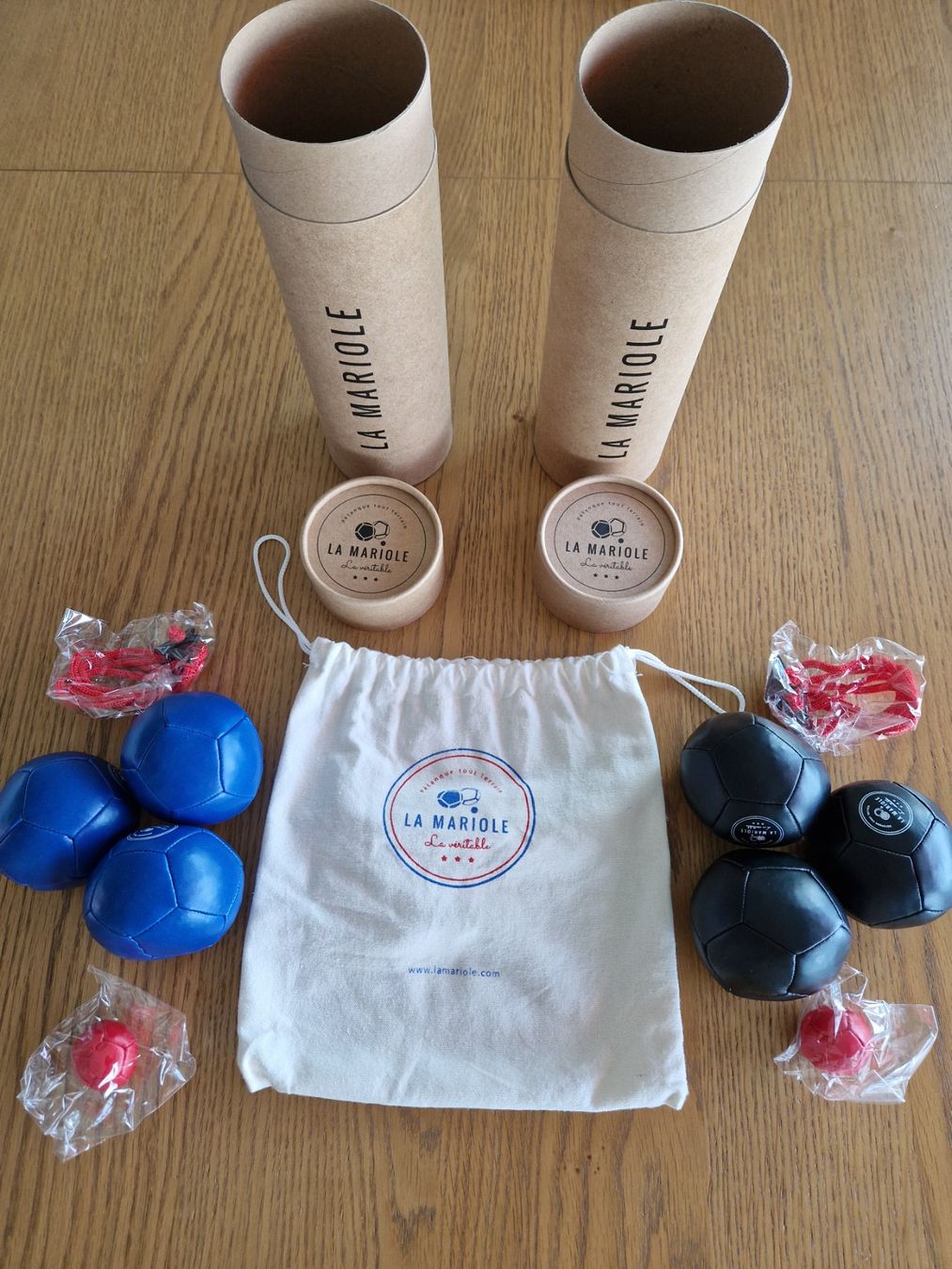 Giochi: Jeu de boules La Mariole complet, 6 boules. – Nuovo e nell'imballaggio originale da Petit-Lancy venduto da bibi1234