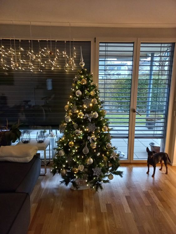 Weihnachtsbaum, Christbaum, Tannenbaun künstlich Kaufen auf Ricardo