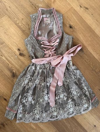 schönes Moser Dirndl Gr. 46 