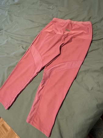 Guess sport tights size S-M - like new