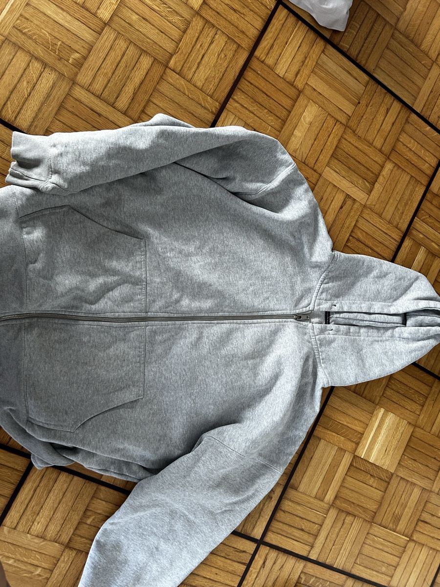 Brandy Melville Maglioni & Felpe: Oversize Hoodie – Usato da Luzern venduto da nor_2rzq 1