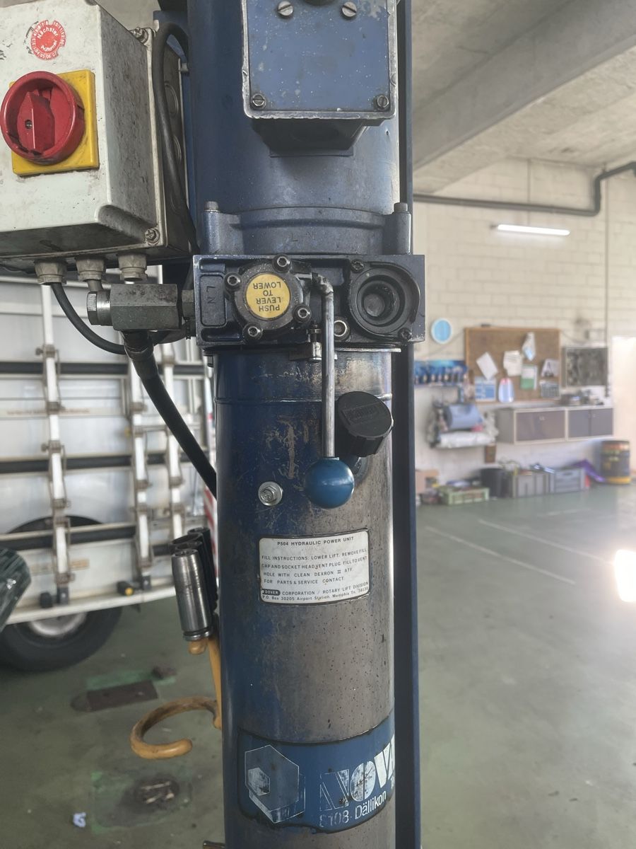 Piattaforme elevatrici & Crick: Autolift  – Usato da Döttingen venduto da beatzz 3