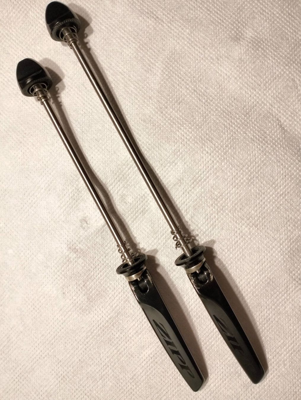 Zipp Pezzi di ricambio: ZIPP Quick Release Titanium 100/130 Pair Zipp black – Usato da Uster venduto da KarlZH 1