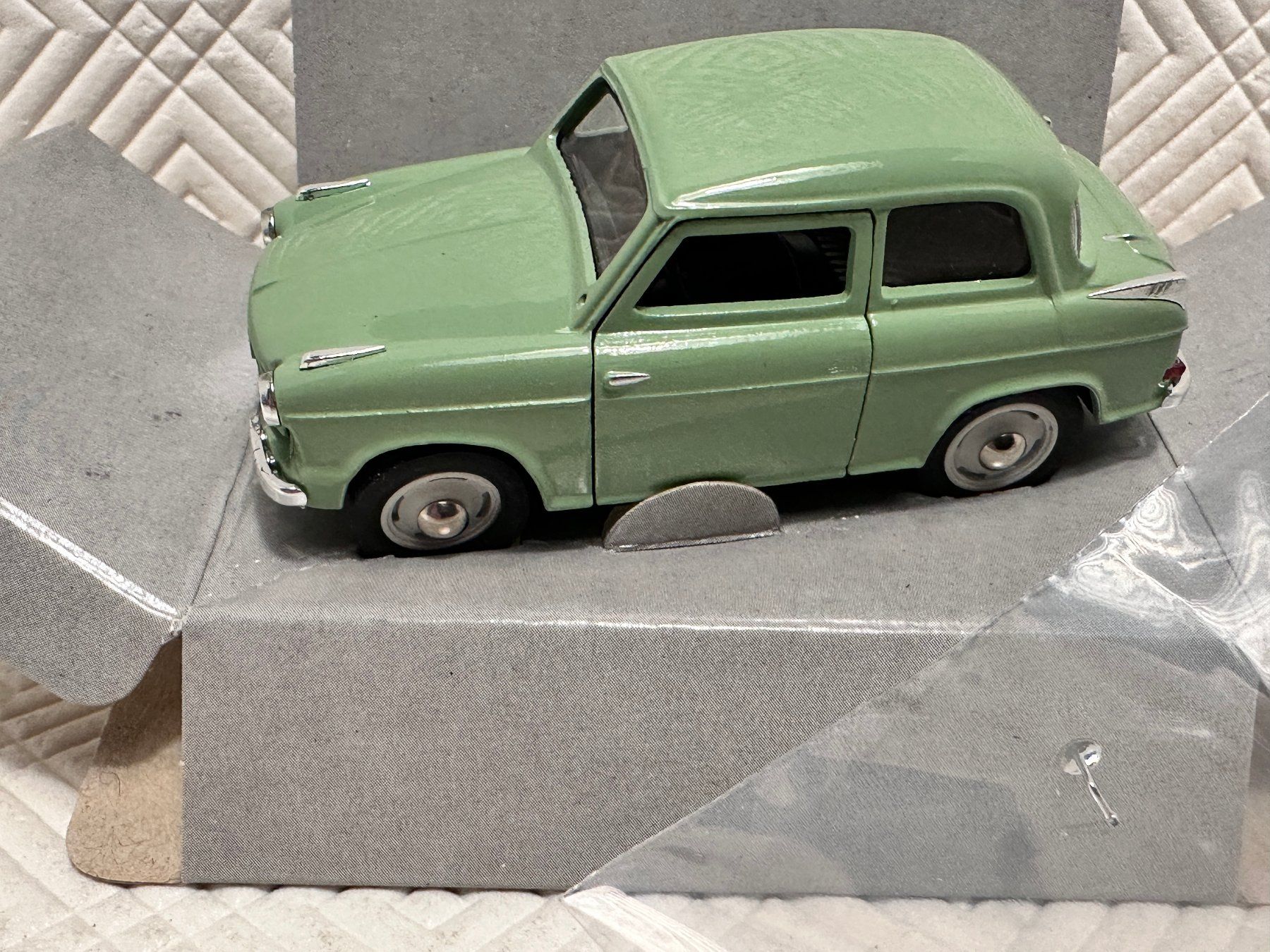 Schuco Modellautos: Lloyd Alexander TS / 1:43 Schuco – Neu (gemäss Beschreibung) aus Seuzach von Jage 4