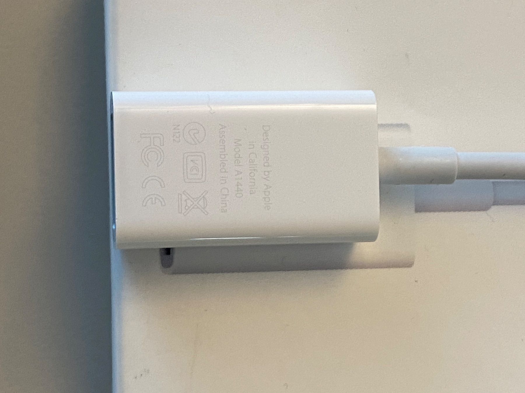 Apple Laufwerke & Adapter: Apple Lightning to USB Camera Adapter MD821ZM/A – Gebraucht aus obfelden von garenipa 4