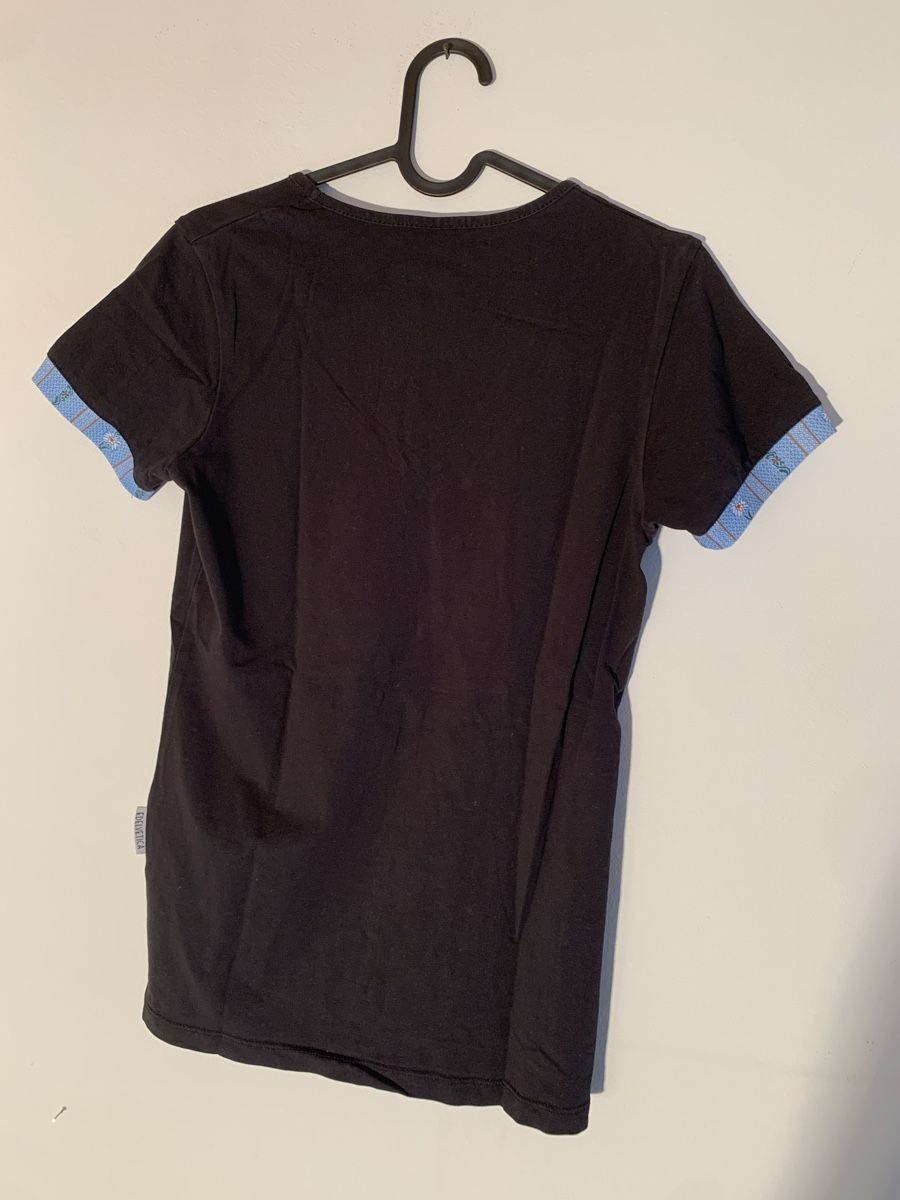 Edelvetica T-Shirts: Edelvetica Shirt – Gebraucht aus Bubendorf von lebkuchen03 2