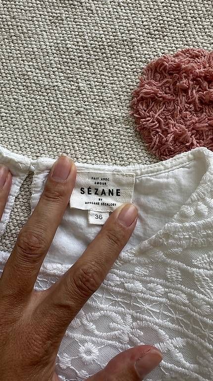 Sezane Tuniche: Sezane Lace Blouse white Size 34 – Usato da Gockhausen venduto da enanaa 1