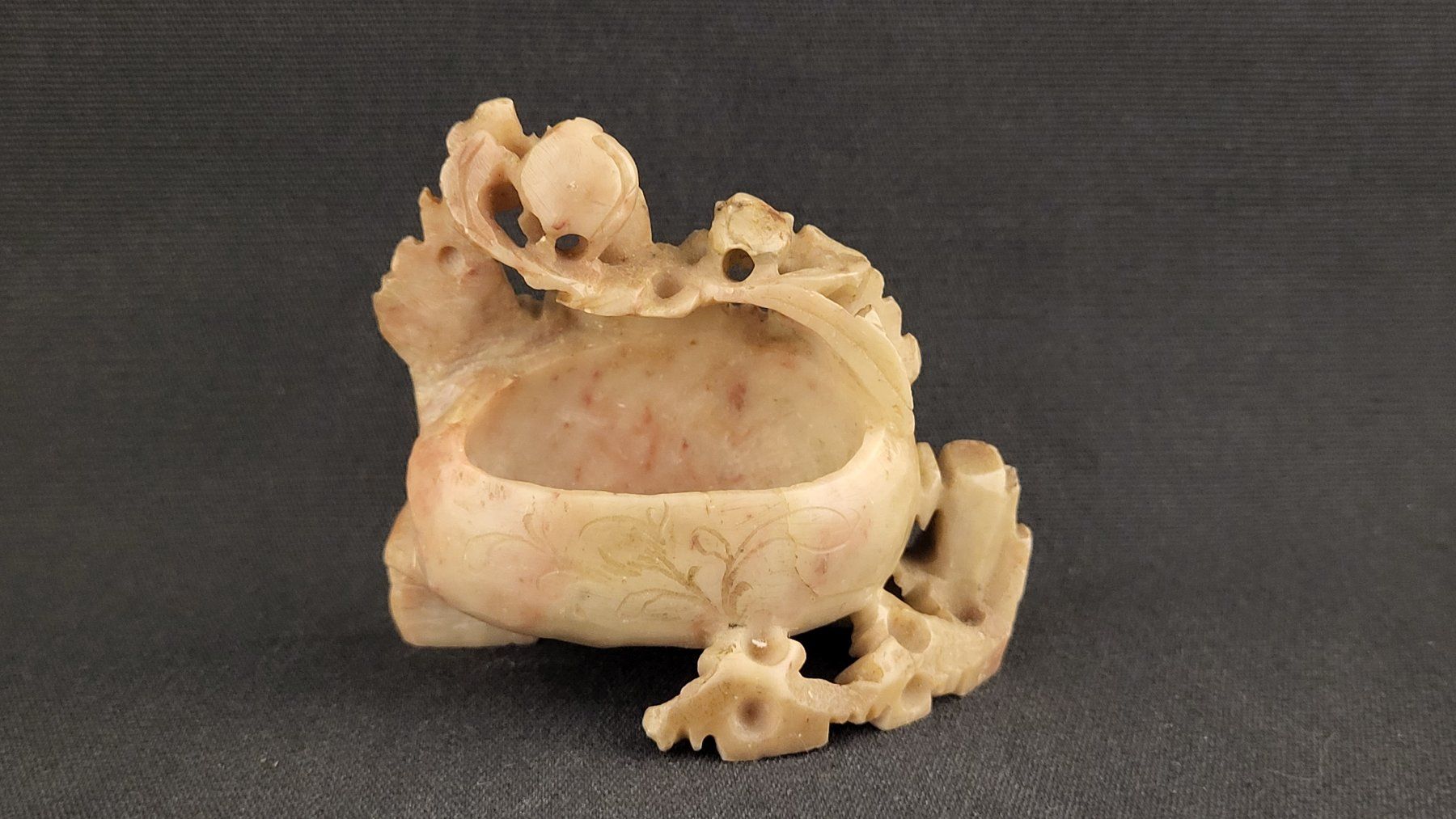 Figuren: Stein-Schnitzerei asiatisch – Gebraucht aus Basel von spinne02 1