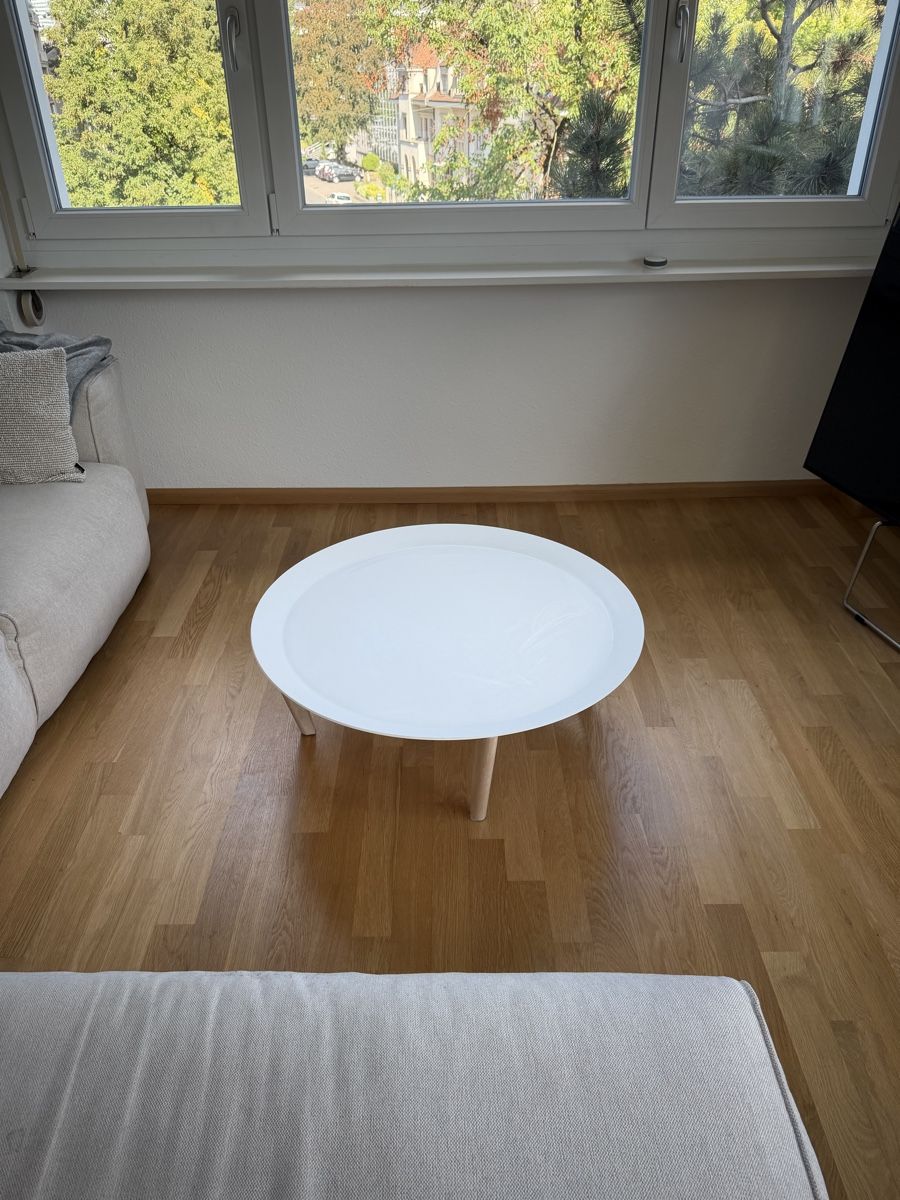 Tavoli: Softline Tray Tisch – Usato da Schwanden-Brienz venduto da jul_dfc7 1