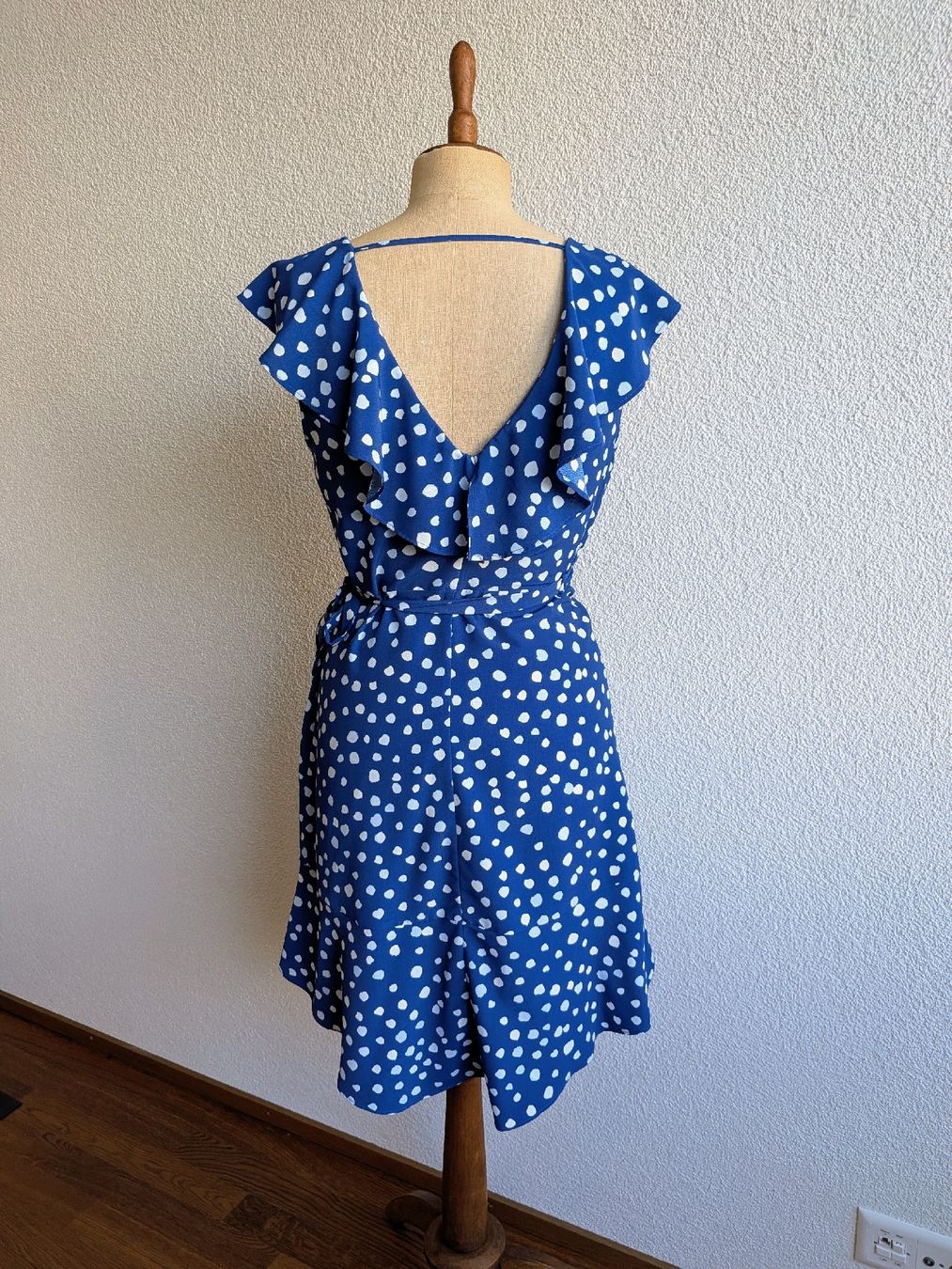 Vestiti: Blue polka dot dress, size 38 – Usato da Lachen SZ venduto da joa_rf9n 1