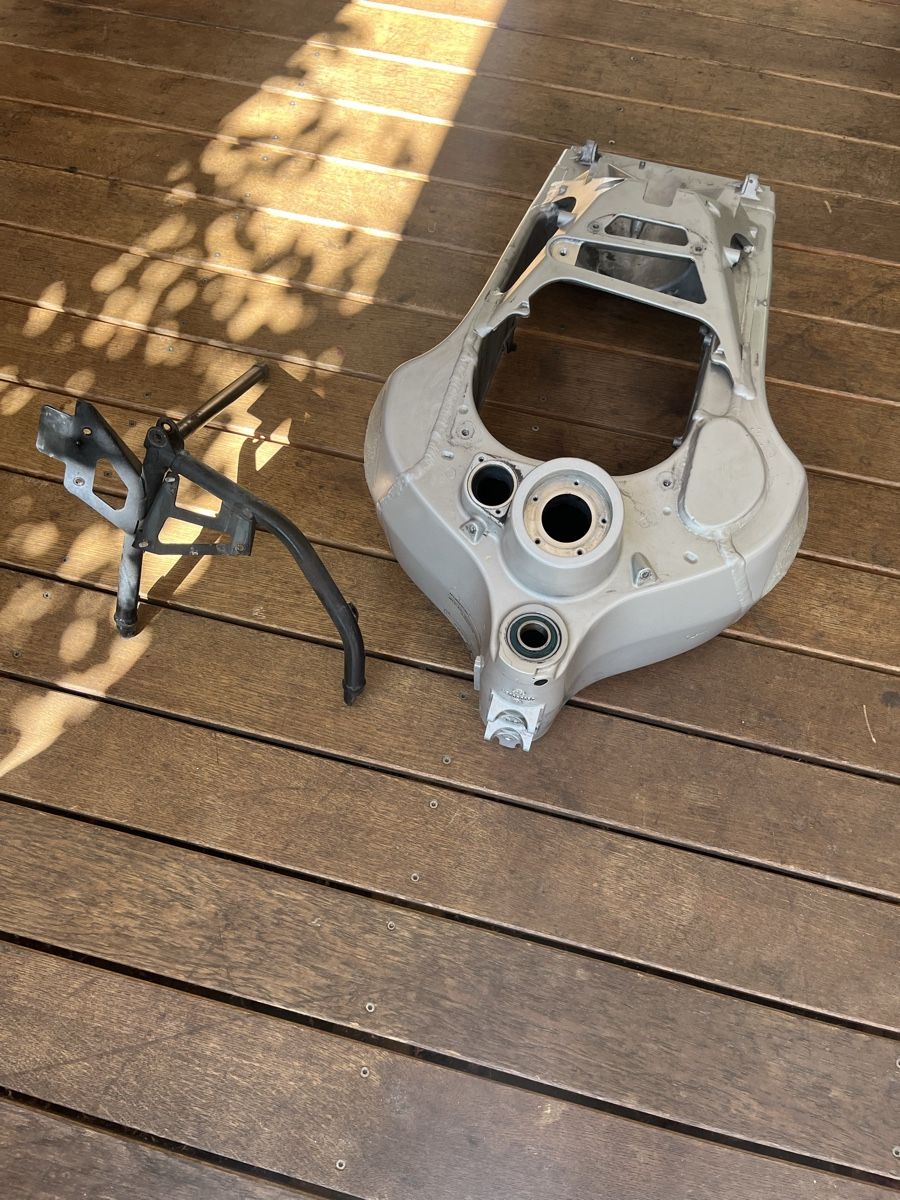 Tutti i ricambio per moto: Buell xb9sx xb9 Rahmen – Usato da Basel venduto da ant_7lph