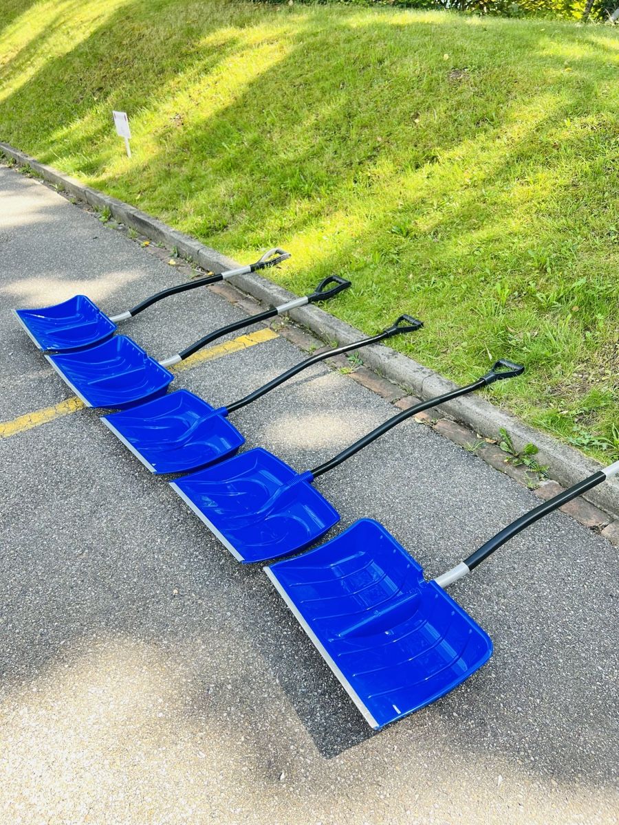Alle Werkzeuge: Schaufel 3 stuck – Gebraucht aus Urdorf von Faz_19 1