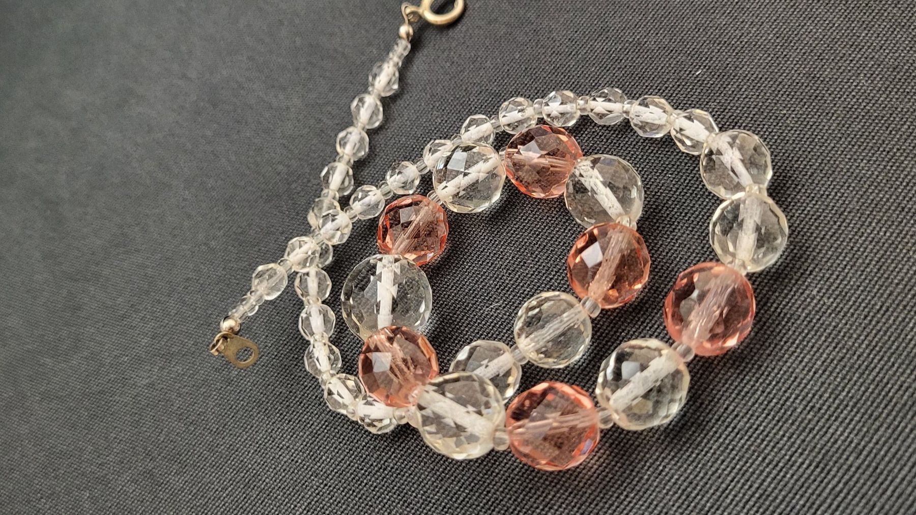 Colliers: Hals-Kette aus facettiertem Glas – D'occasion à Basel par spinne02 1