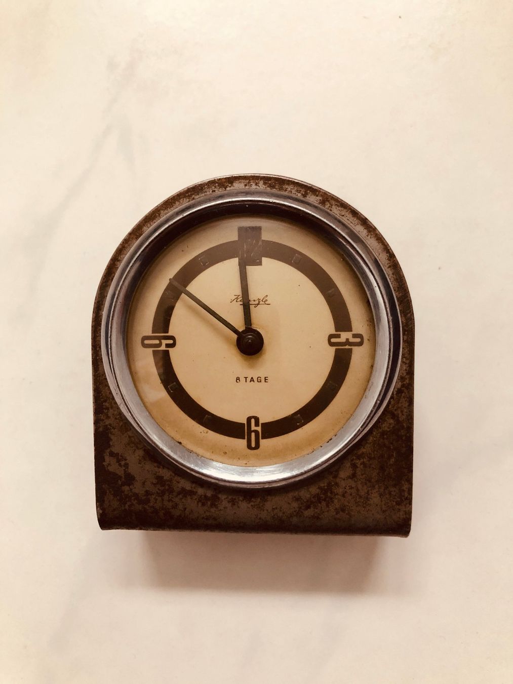 Kienzle Uhren: Kienzle Borduhr, Uhr antik – Gebraucht aus Wollerau von Seppi37