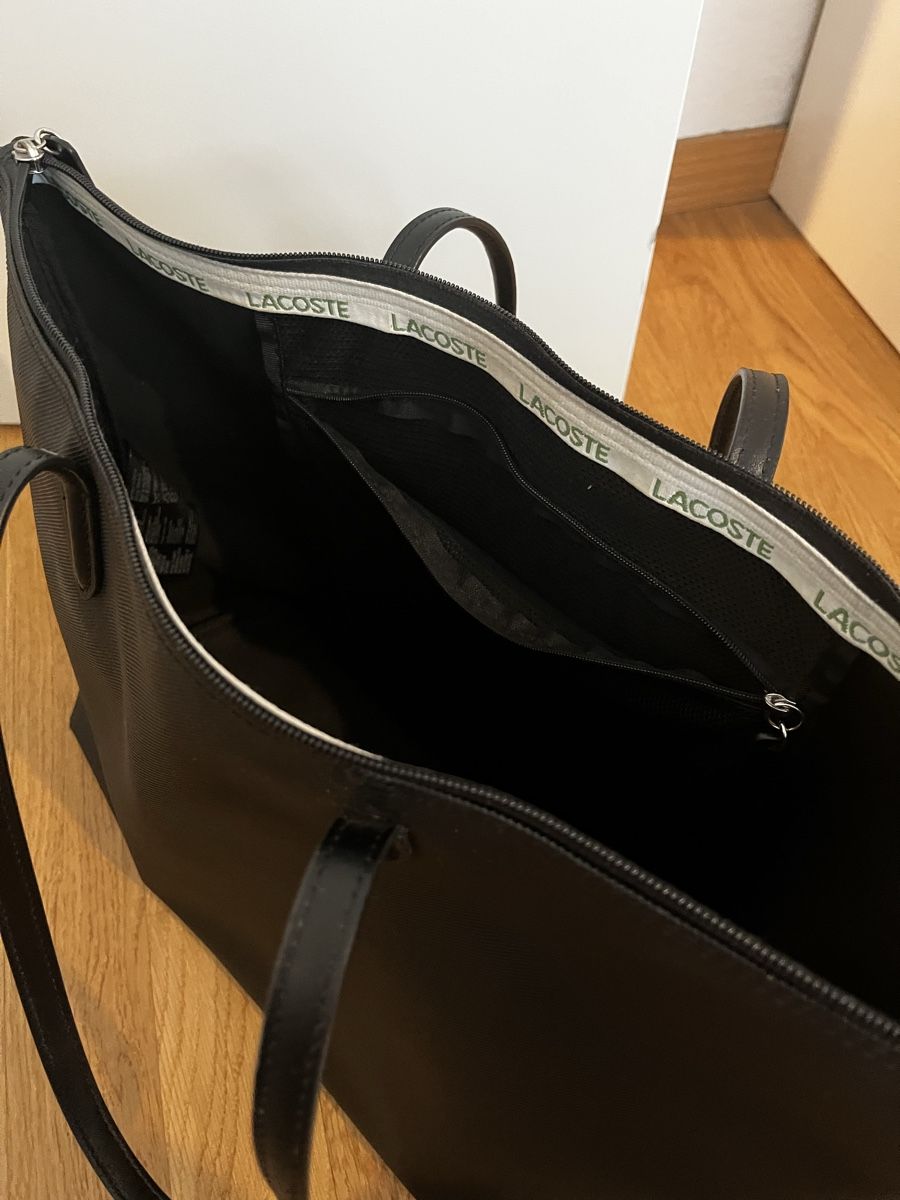 Lacoste Borse da donna: Schwarze Lacoste Shopper Bag gross – Usato da Opfikon venduto da acoaee 4