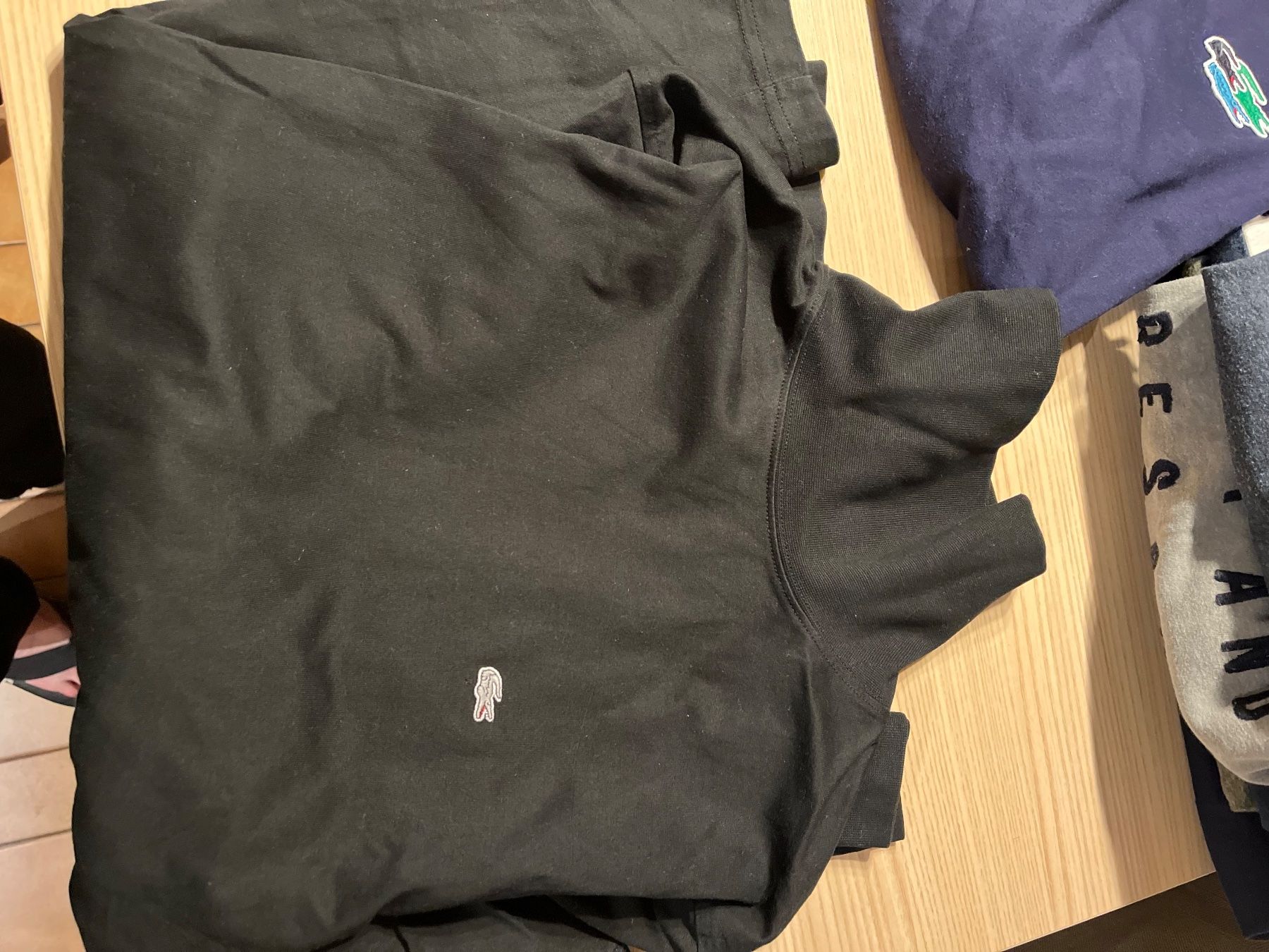 Lacoste Maglioni & Felpe: Pull noir collé roule Taille 3 S Lacoste – Usato da Veyrier venduto da kimedovapa