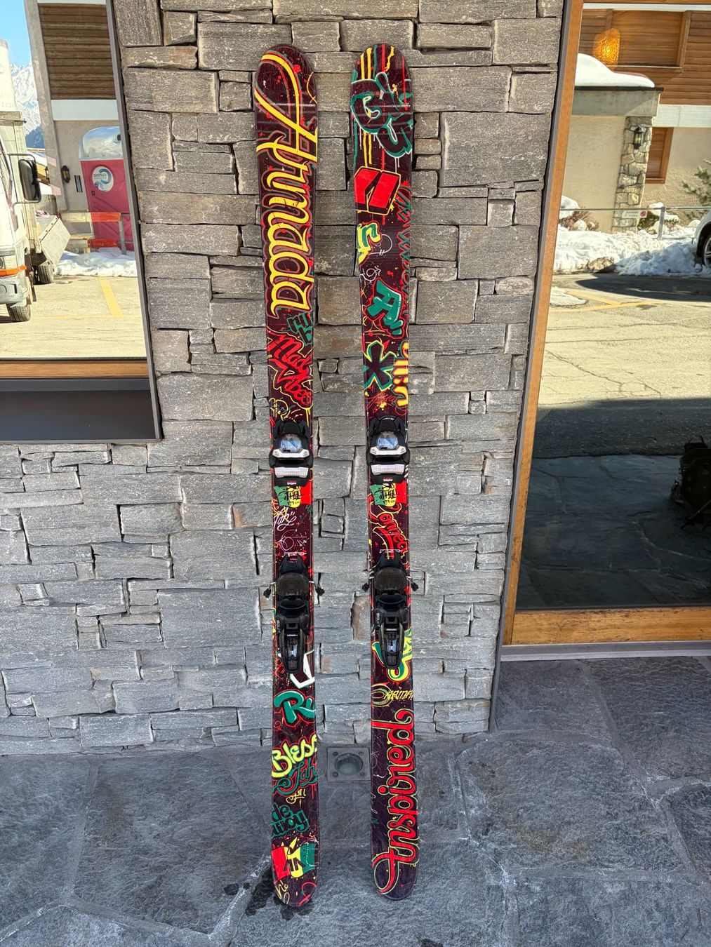 Armada Sci: Armada T-Hall Freestyle Ski 171cm – Usato da Dübendorf venduto da gon_v89n