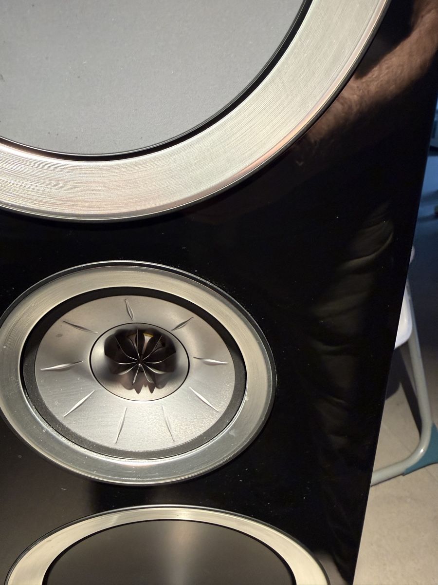 Kef Casse acustiche: KEF 900 R Standlautsprecher schwarz – Usato da dietlikon venduto da avspalinger