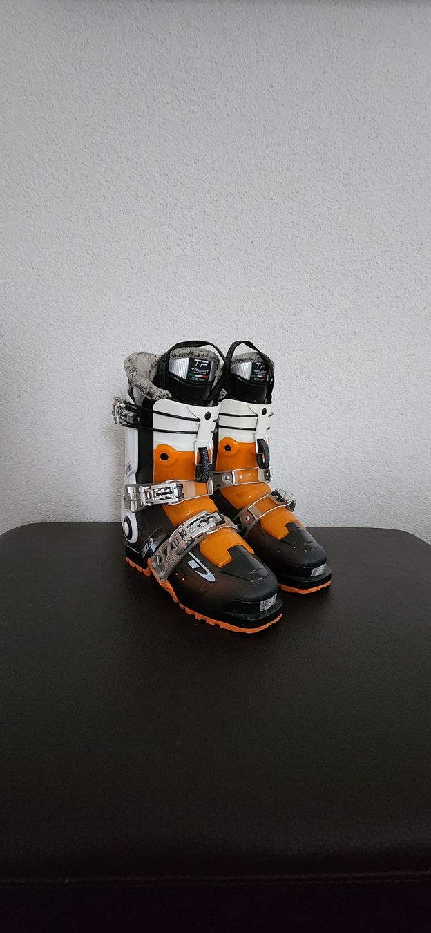 Sci: Dalbello touren Skischuhe – Nuovo (secondo la descrizione) da Seedorf BE venduto da Huski385