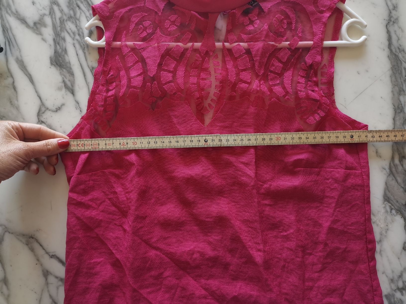 Top: Sommer Top von Ana Alcazar – Usato da Uerikon venduto da pink_flamingo 5