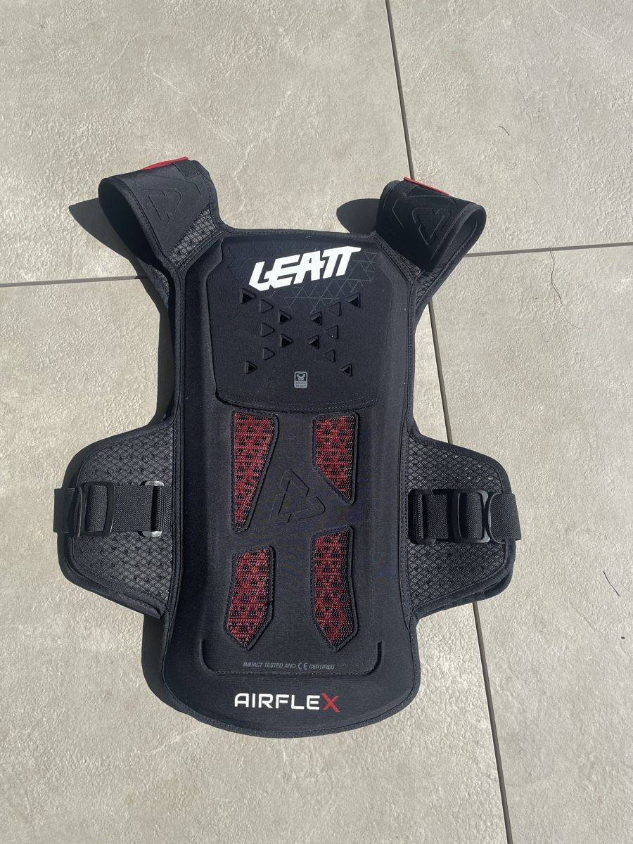 Leatt Protections: Leatt Airflex Body Protektor Grösse M – D'occasion à Eschenz par MjriamP 5