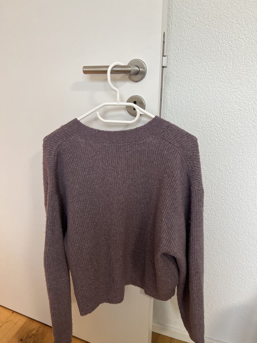 Zara Giacche: Gemütlicher Strickpullover Grösse S – Usato da Feldbrunnen venduto da soon-nam 2