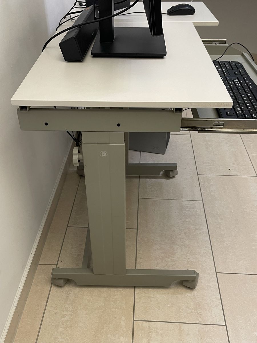 Tische: Computertisch – Gebraucht aus Zürich von Pitschi17 1