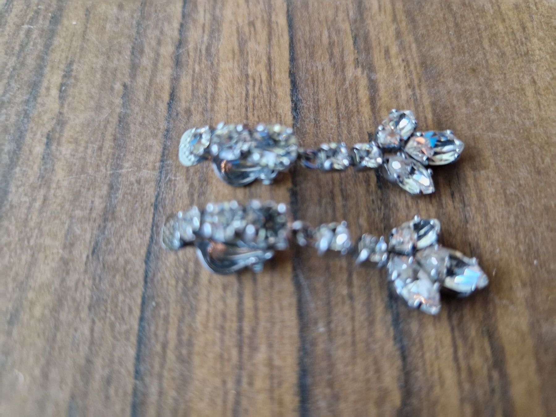 Orecchini pendenti & Orecchini a lobo: Ohrclips Strass 1950er – Usato da Mörschwil venduto da wunderkiste44 1