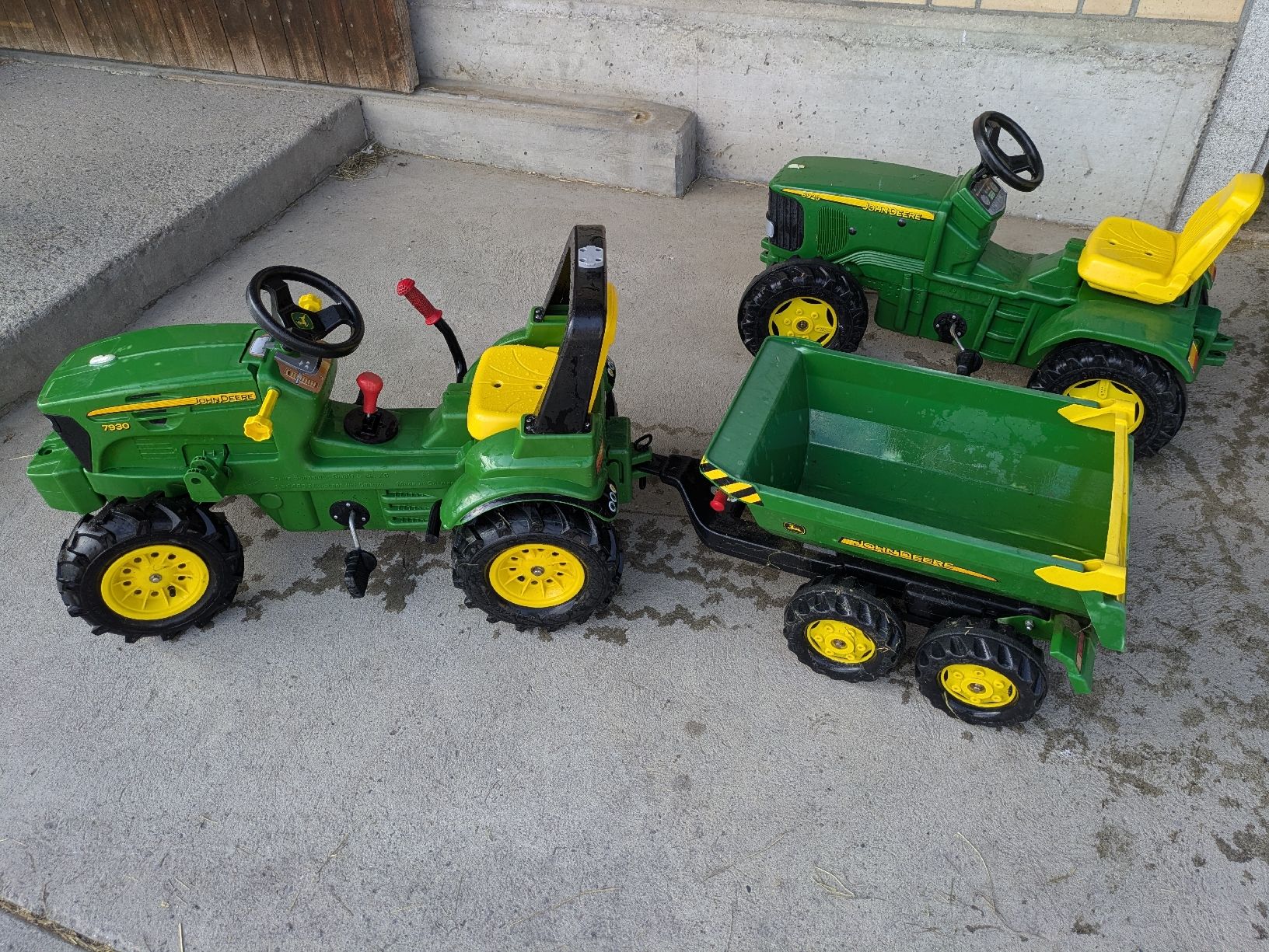 John Deere Véhicules pour enfants: Spieltraktoren – D'occasion à Freidorf TG par lau_bf6q