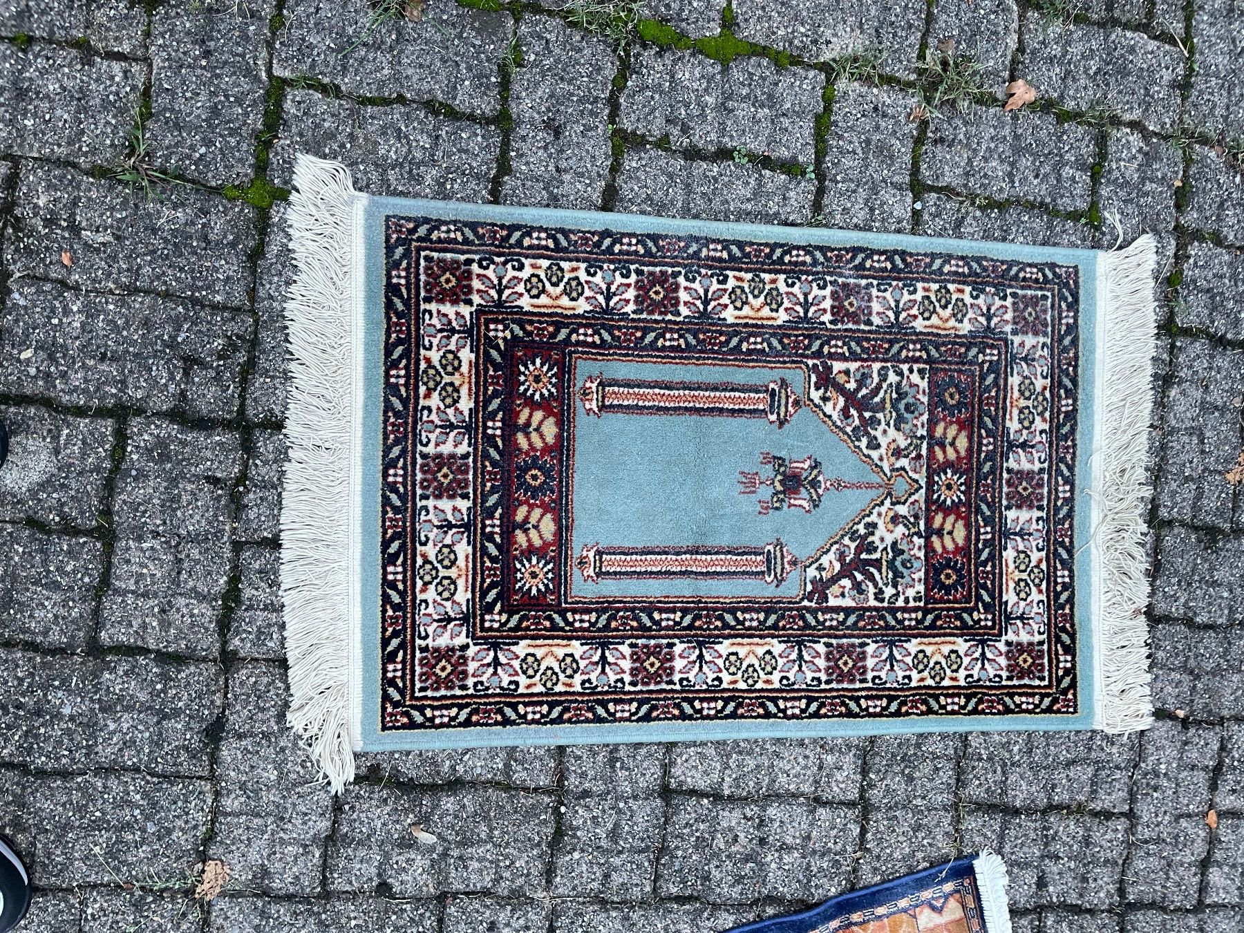 Tappeti: Teppich – Usato da Frümsen venduto da Pescatore3
