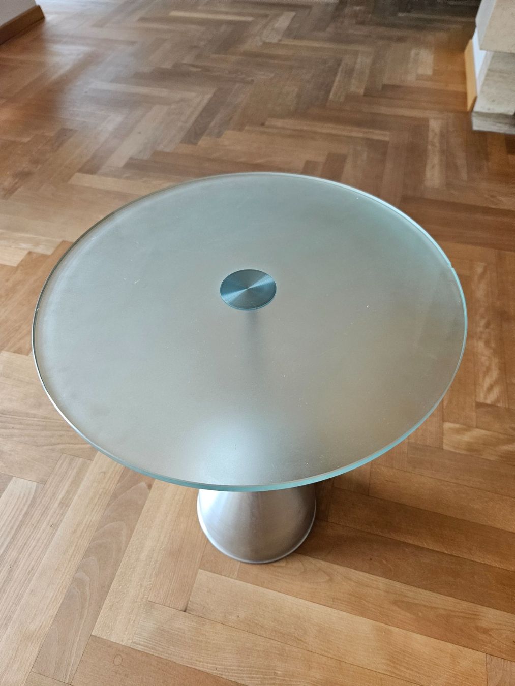 Tische: Beistelltisch – Gebraucht aus Hausen am Albis von m.mue13 1
