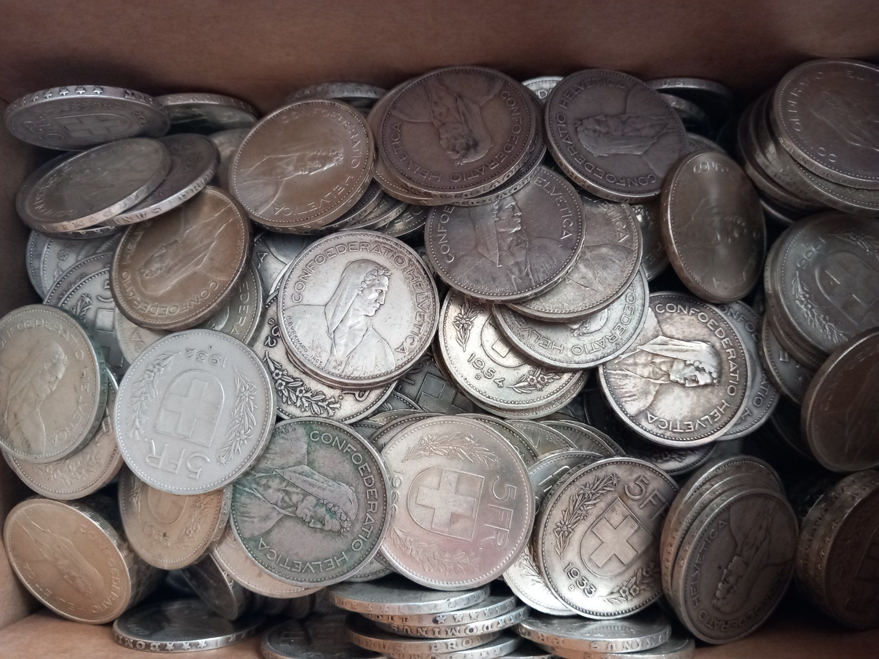 Tutti le monete: 1.1  Kilo 5 Franken Silbergeld – Usato da Neuchâtel venduto da karlpierrino