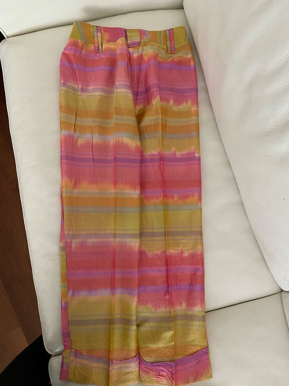 Dolce & Gabbana Pantaloni: D&G Sommerhose aus 100% Seide – Usato da Unterengstringen venduto da bar_rh5f 3