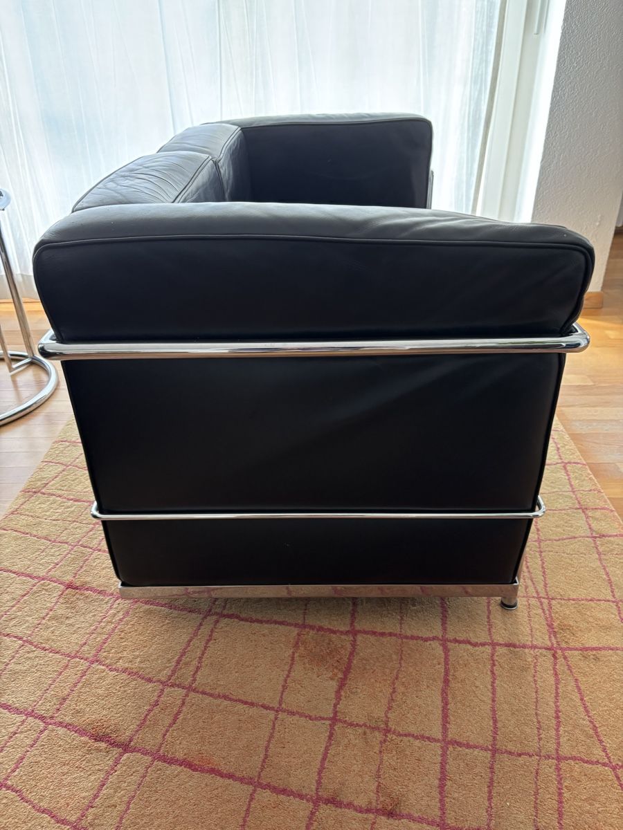 Le Corbusier Divani: 2-Sitzer Sofa Leder Le Corbusier – Usato da Bad Zurzach venduto da Zahnd2 3