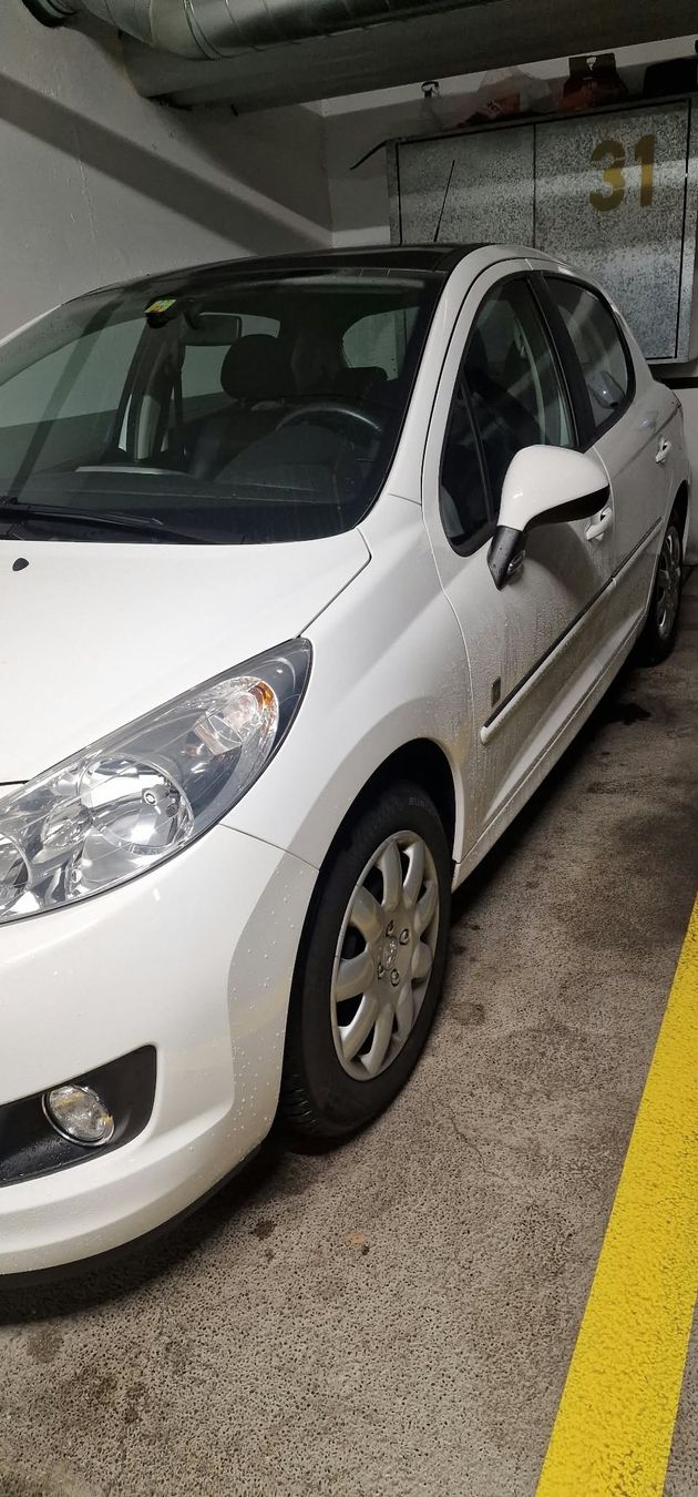 Peugeot Autos: peugeot 207 – Gebraucht aus Schlieren von Lumturie02 4