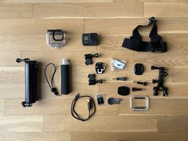 GoPro Hero 8 Black mit viel Zubehör