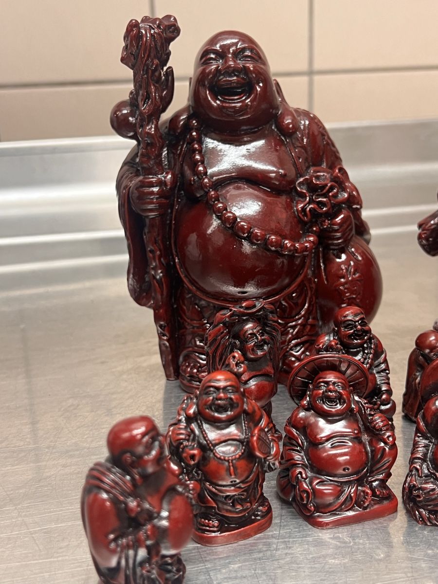 Skulpturen & Statuen: Lot de 12 Figurine de Bouddha – Gebraucht aus Monthey von Joseph-29 2