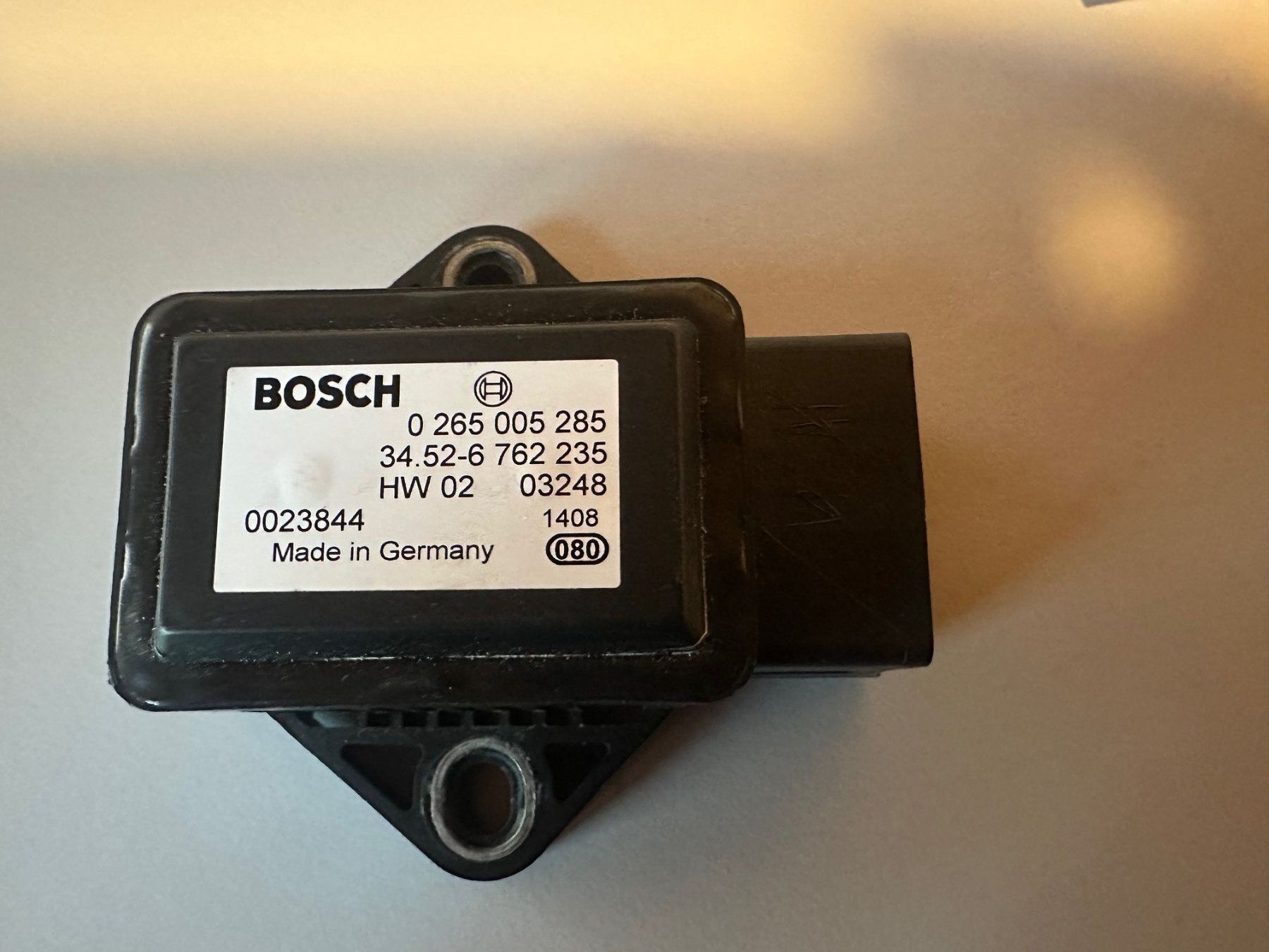 Bosch Tutti pezzi di ricambio auto: Drehzahlsensor, Querbeschleunigungssensor – Usato da Kerns venduto da Muli600
