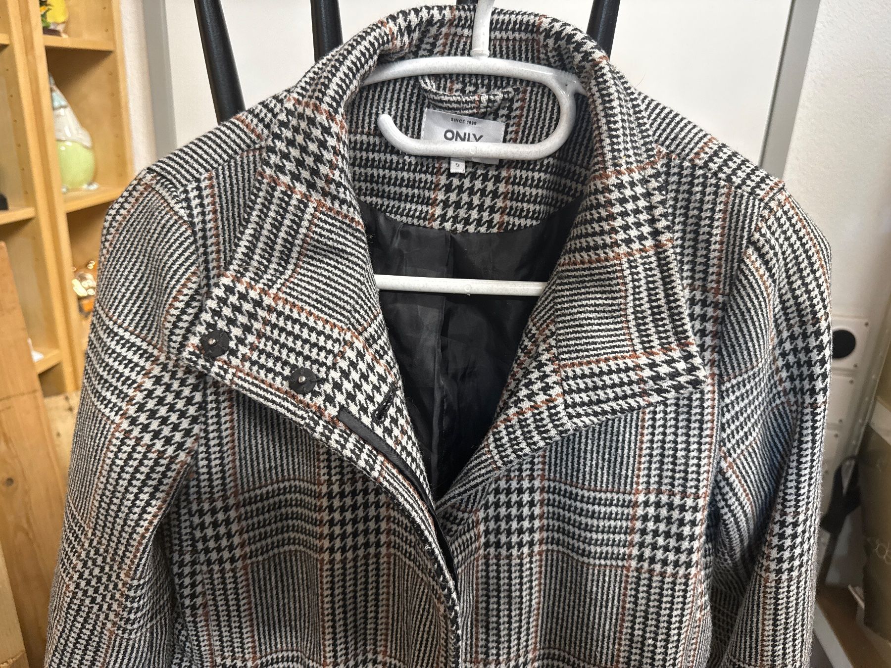 Only Cappotti: ONLX Damen Mantel, S – Usato da Amriswil venduto da used2use 4