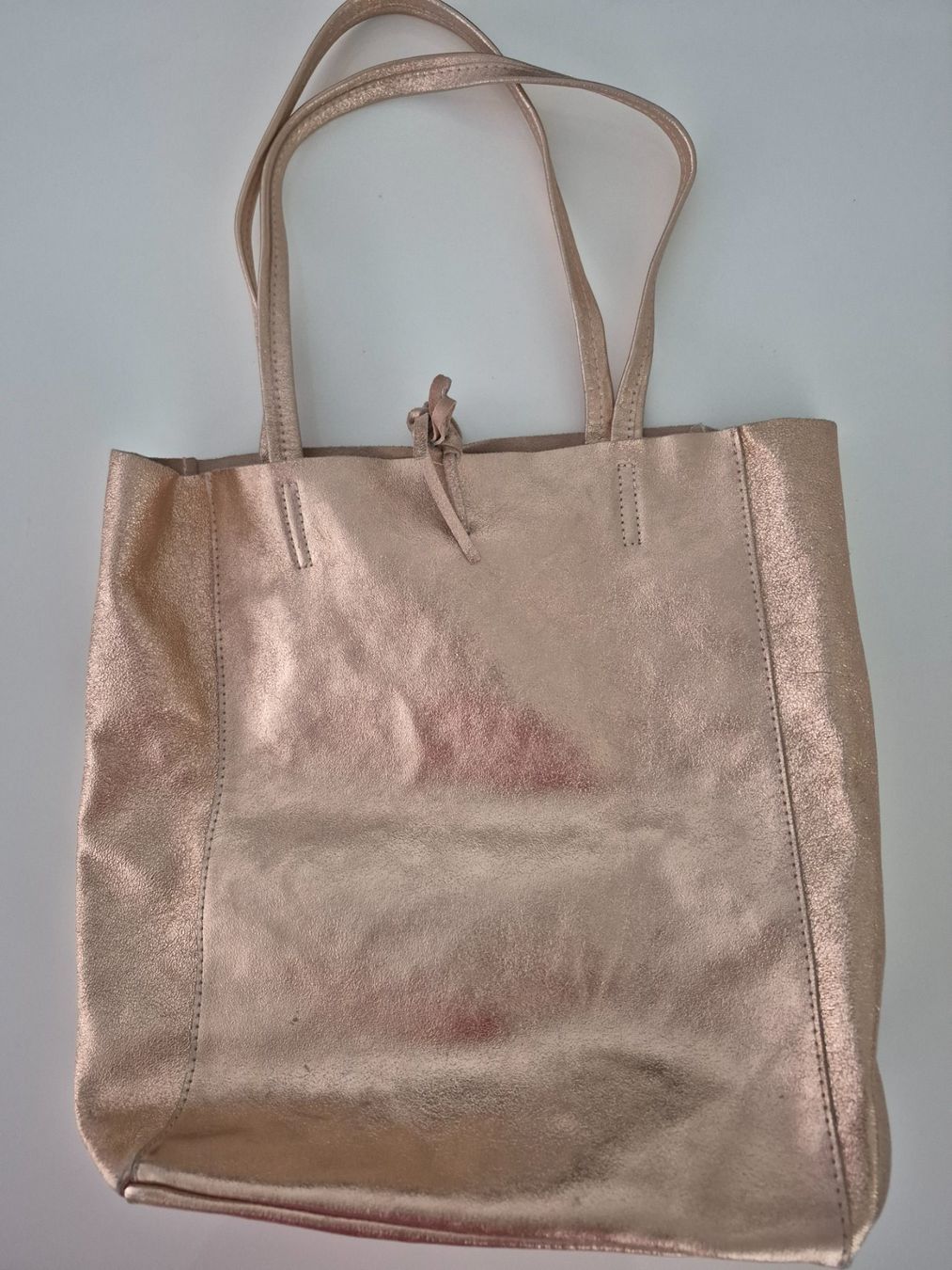 Taschen für Damen: Tasche Rosé Gold mit Pochette – Gebraucht aus Rüfenacht BE von Clarafi