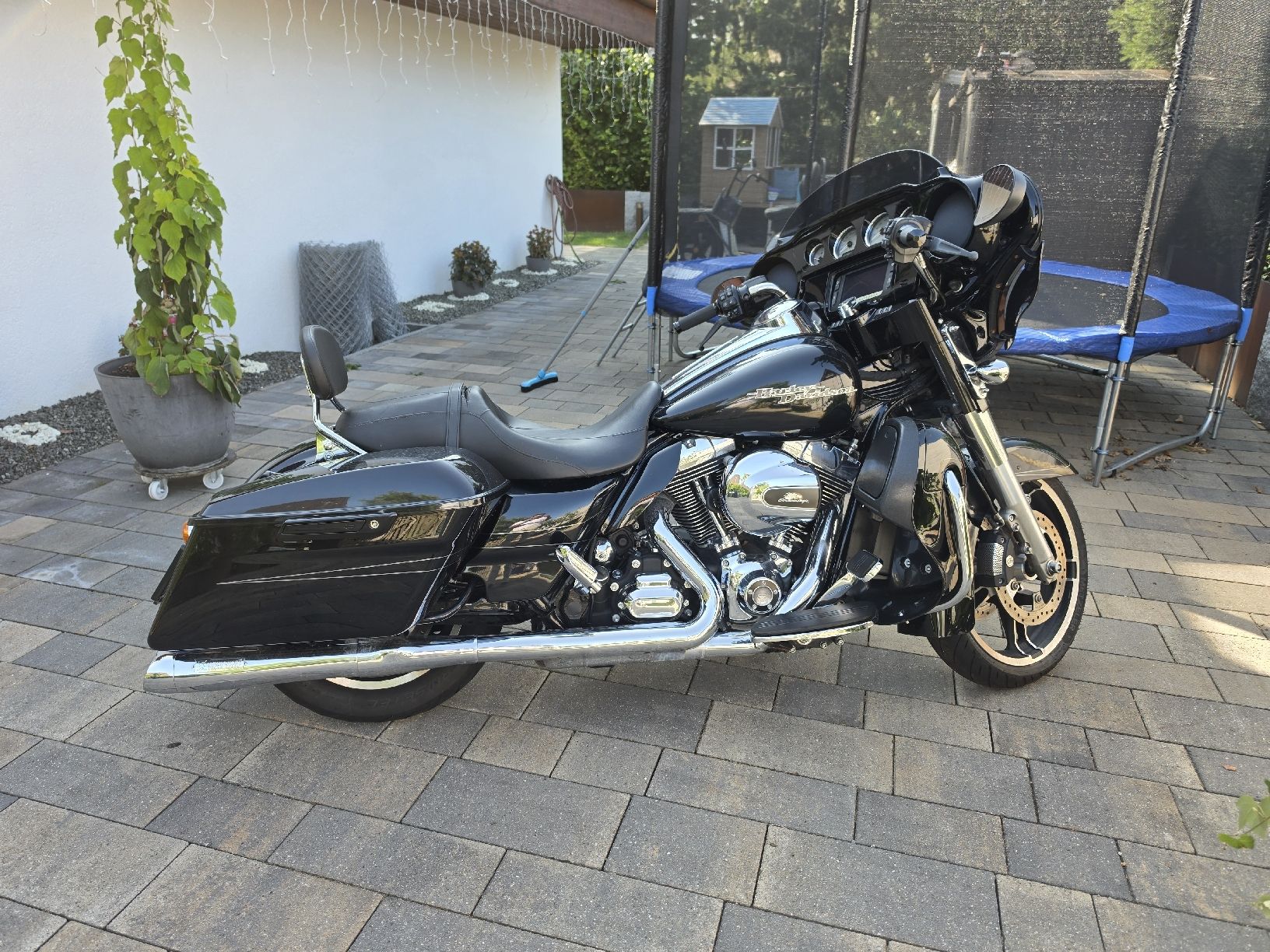 Harley-Davidson Touring: Harley Davidson Street Glide Touring – Usato da embrach venduto da martinleite 2
