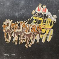 Alte Kutsche mit Pferden, Anstecknadel / Brosche, Vintage!.