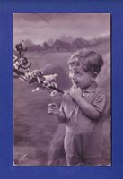 ENFANT - Jeune garçon et oiseaux