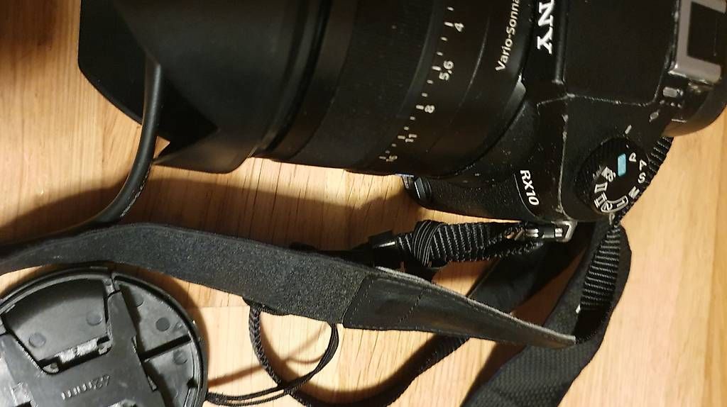 Kamera: Sony RX10 Mark 1, Defekt – Defekt aus Bern von Installateur 2