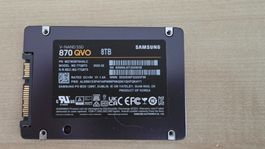 Samsung SSD 870 QVO 8TB neuwertig CrystalDiskInfo 97%.