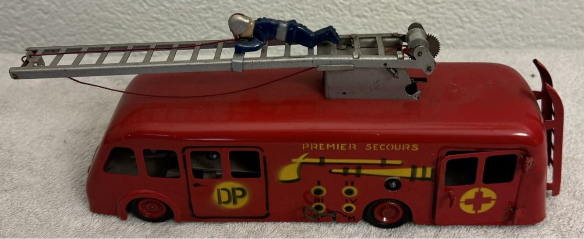 Giocattoli: Feuerwehr Auto – Usato da Binningen venduto da kal_5nsj 1